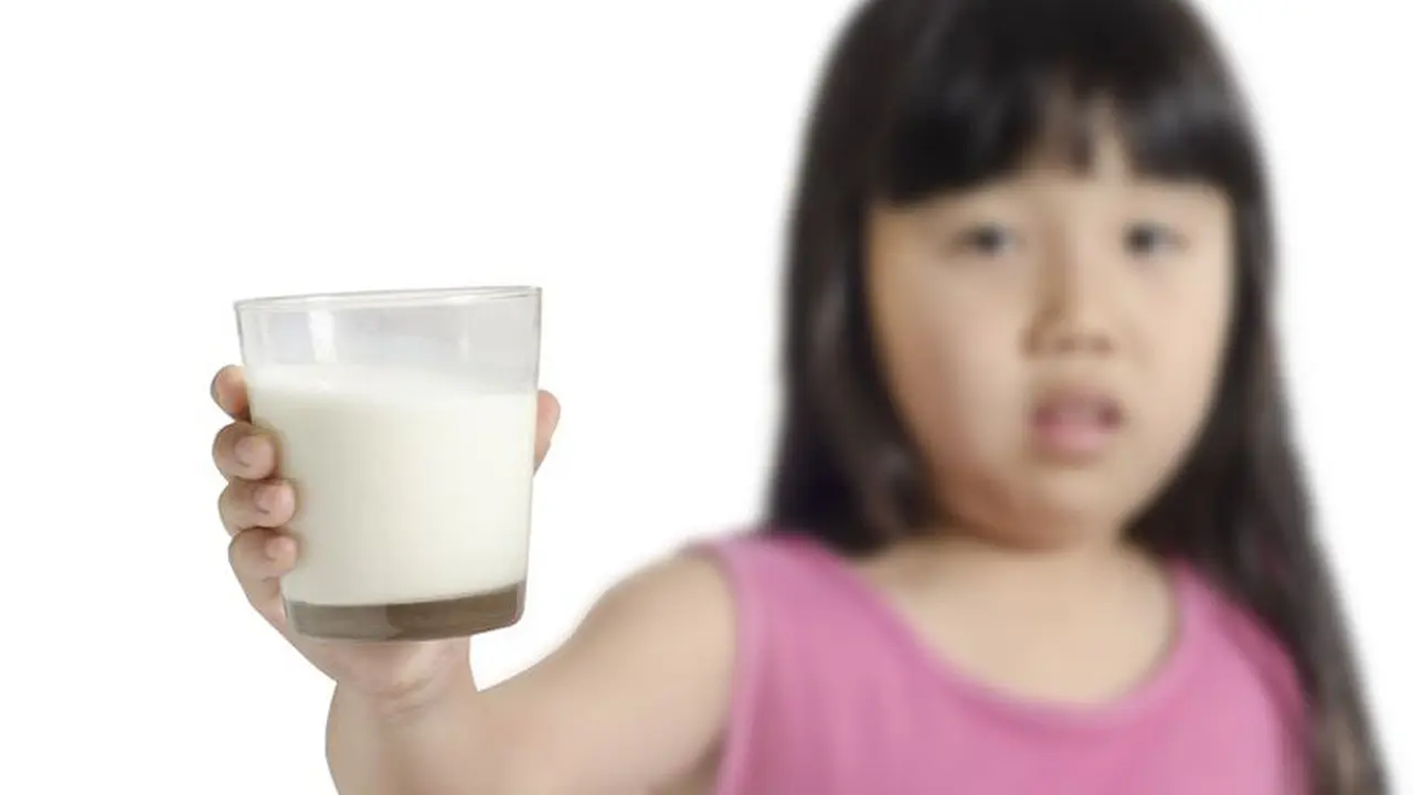 Anak Autisme Tidak Boleh Minum Susu Sapi,  Mitos atau Fakta?