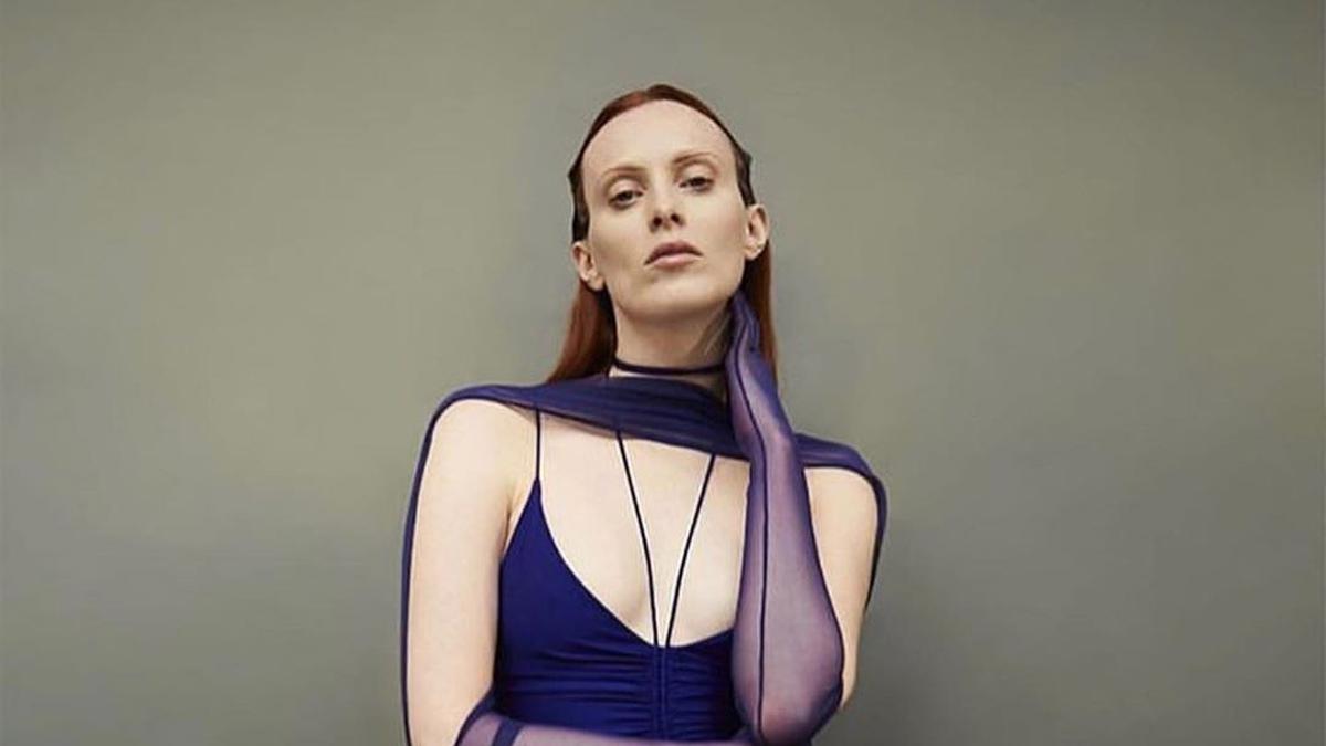 Terpaksa Foto Nude Usia 16 Tahun Mengubah Kehidupan Supermodel Karen Elson Selamanya - Fashion