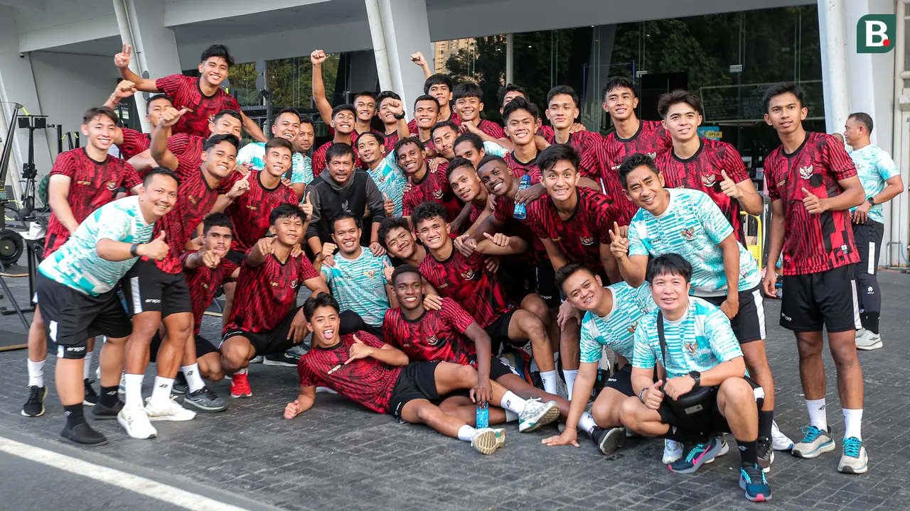 Foto: Timnas Indonesia U-20 Digembleng Latihan Fisik Berat, Dibimbing Langsung oleh Pelatih Marinir Amerika Serikat