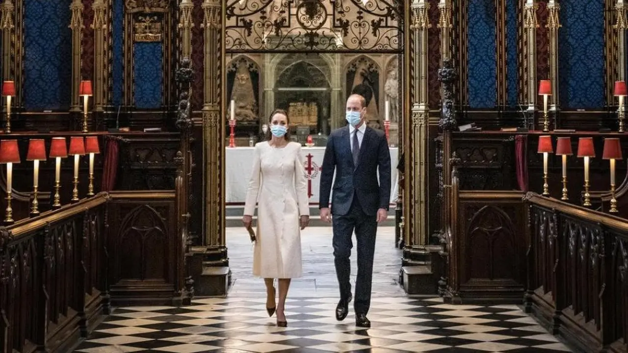 Pangeran William dan Kate Middleton Bernostalgia ke Westminster Abbey