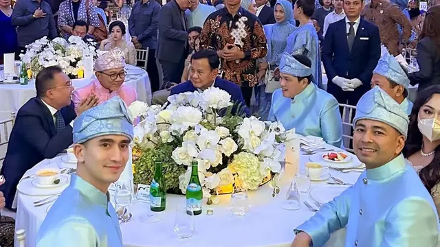 Tampilan Verrell Bramasta Jadi Among Tamu di Pernikahan Putri Zulhas dan Zumi Zola