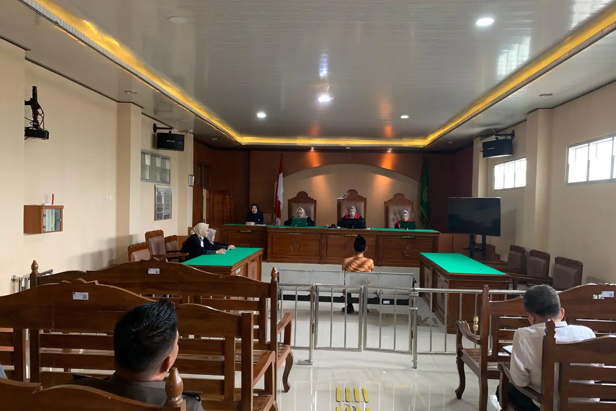 Sidang vonis Caleg PAN Lampung Timur. Foto: (Istimewa)
