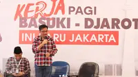 Calon Wakil Gubernur DKI Jakarta, Djarot Saiful Hidayat saat menemui warga di Rumah Lembang, Jakarta, Selasa (20/12). Kolega Basuki Tjahaja Purnama (Ahok) itu menyarankan agar posko Rumah Lembang, ditutup di hari kerja. (Liputan6.com/Gempur M Surya)