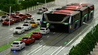 Antusias Warga terhadap Bus Raksasa di China Menggila 