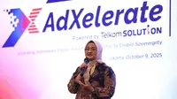Direktur Utama Telkom Indonesia Dian Siswarini saat memberikan sambutan pada acara AdXelerate Executive Connect yang berlangsung di Jakarta pada Kamis (9/10). Foto: Telkom Indonesia