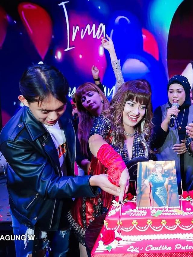 Ultah Irma Darmawangsa ke-41