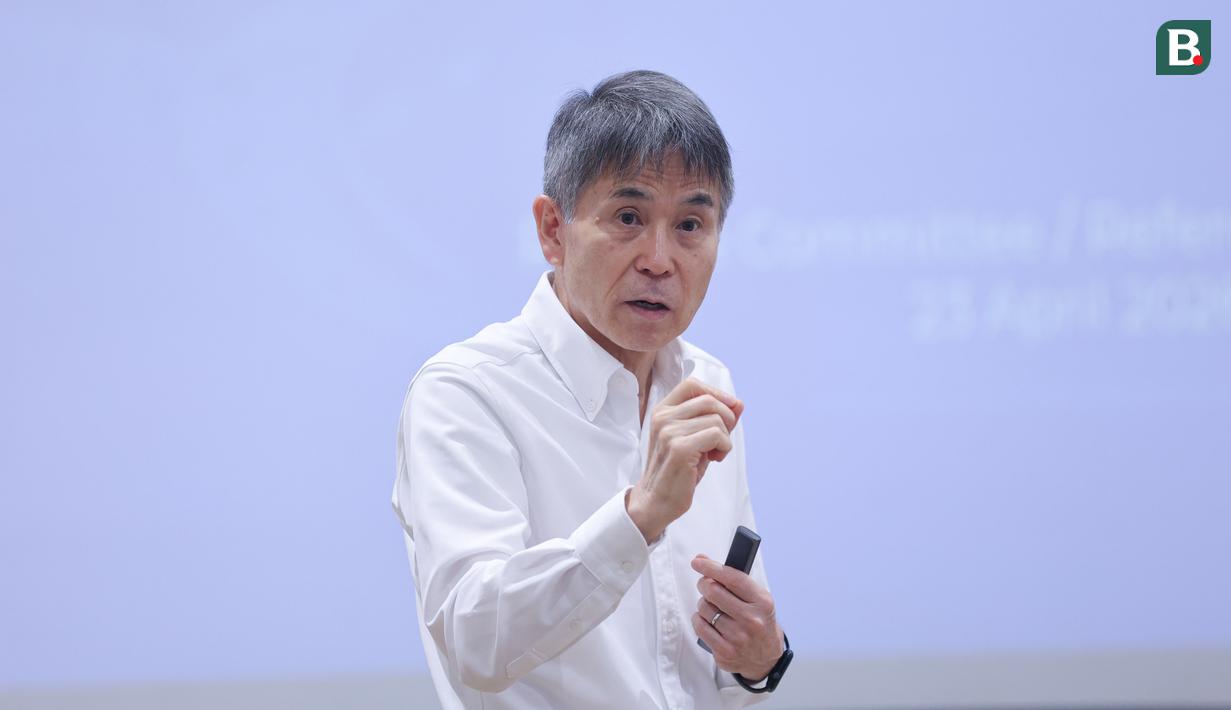 Penambahan kamera VAR bertujuan untuk meningkatkan akurasi keputusan wasit. Semakin banyaknya kamera yang digunakan tentu akan membuat sudut pandang dari suatu kejadian juga lebih banyak. (Bola.com/M Iqbal Ichsan)