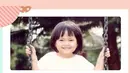 "Foto atas : Ibu waktu tahun 1991 (usia 2 tahun) Foto bawah : Nena sekarang 💛❤️💛❤️," tulisnya sebagai keterangan foto yang diunggah pada 8 April 2015. (Instagram/marshanda99)