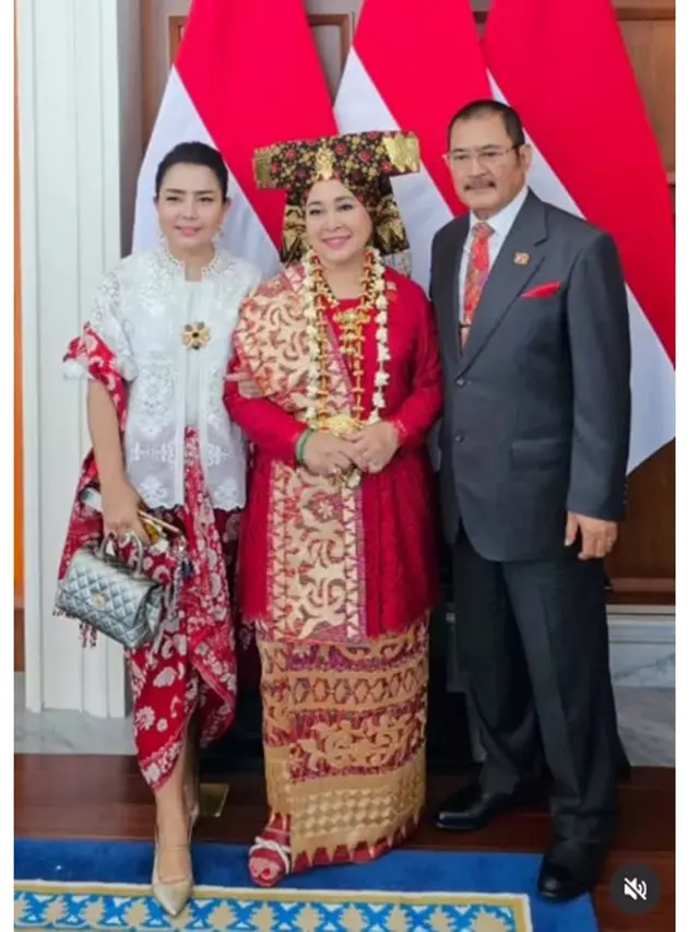 6 Potret Mayangsari Hadiri HUT RI di Istana Merdeka, Kompak Bareng Keluarga Cendana
