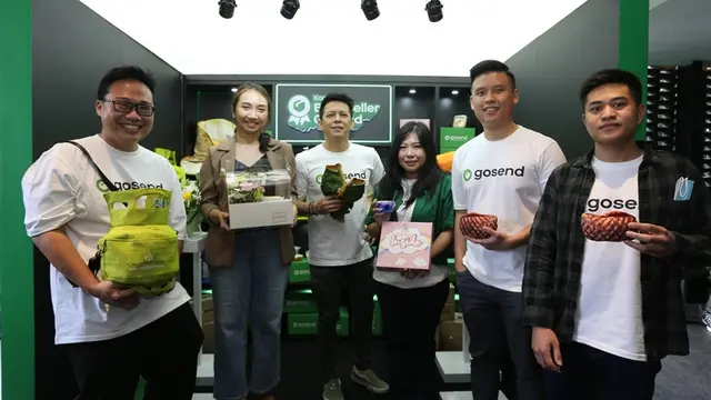 Ariel NOAH saat jumpa pers Komitmen GoSend Mendukung UMKM Melalui Komunitas Best Seller GoSend di Jakarta, 9 Februari 2023