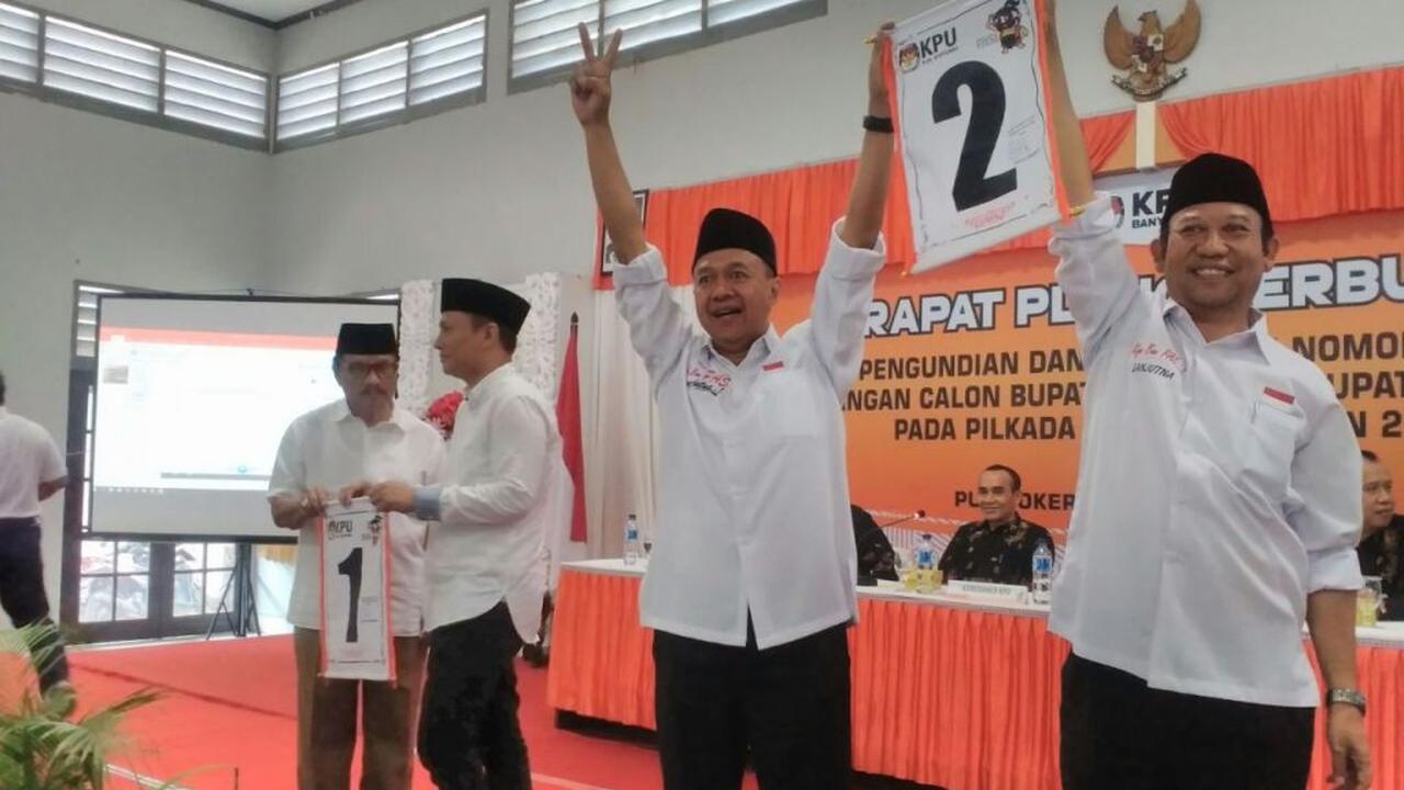 Marjoko dan Husein pernah menjadi pasangan Bupati dan Wakil Bupati Banyumas periode 2008-2013. (Foto: Liputan6.com/Muhamad Ridlo)