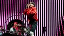 Anthony Kiedis dari Red Hot Chili Peppers tampil pada festival musik Louder Than Life di Kentucky Exposition Center, Louisville, Kentucky, Amerika Serikat, 25 September 2022. (Photo by Amy Harris/Invision/AP)