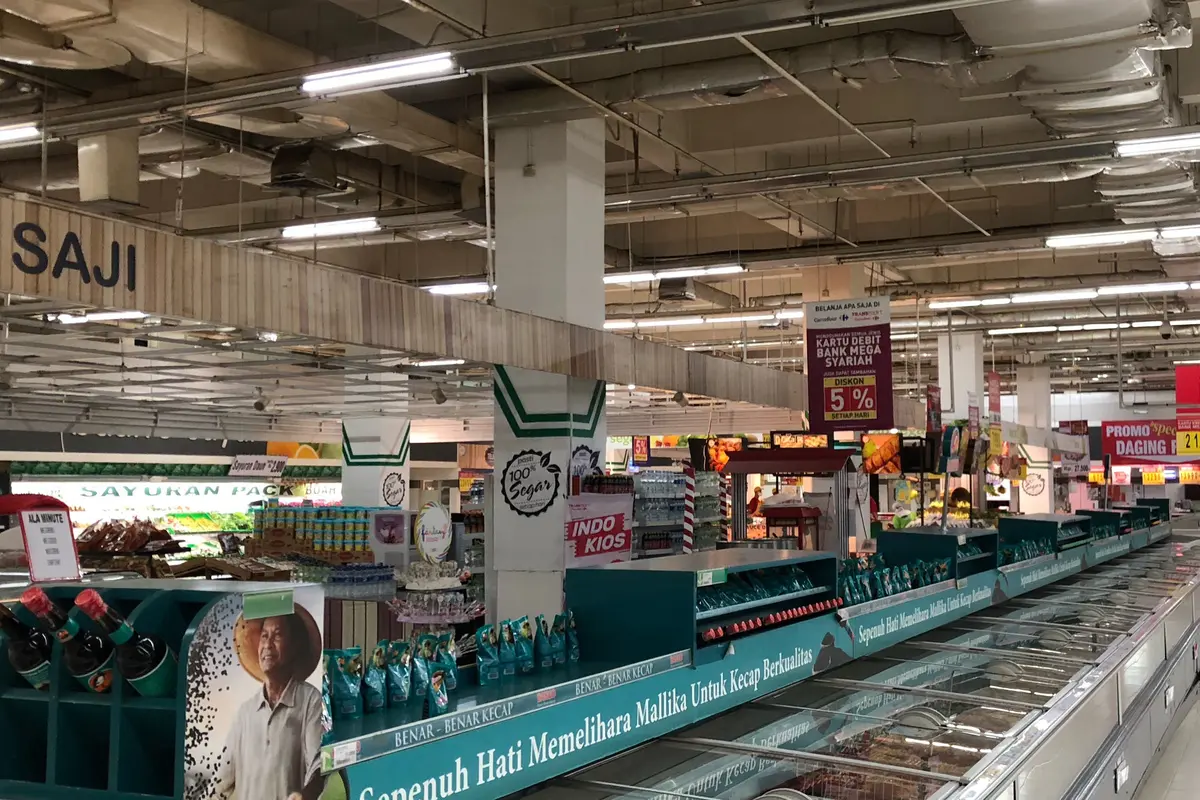 FOTO: PSBB Hari Terakhir, Begini Suasana Pusat Perbelanjaan di Depok