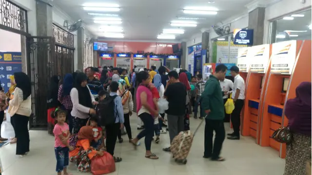Penumpang Kereta Api di Sumatera Utara Masa Libur Natal dan Tahun Baru