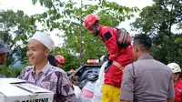 PT ANTAM Tbk (ANTAM) bersama Mining Industry Indonesia (MIND ID) bersinergi dengan Dandim 0603 Lebak, Banten melakukan penanganan dampak banjir di Kabupaten Lebak.