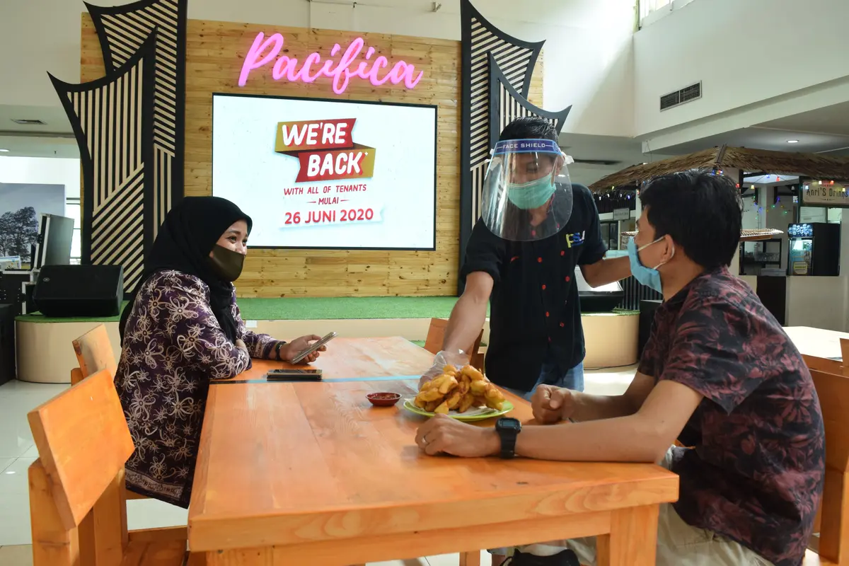 Pusat perbelanjaan