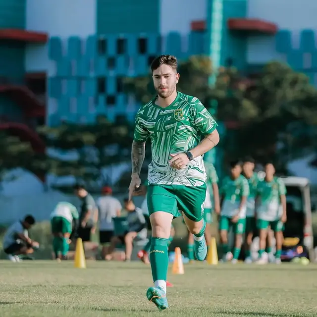 5 Potret Higor Vidal, Gelandang Baru Persebaya dari Brazil