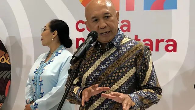 Menteri Koperasi dan Usaha Kecil dan Menengah (Menkop UKM) Teten Masduki saat ditemui di JCC Jakarta, Selasa (28/11/2023). (Tira/Liputan6.com)