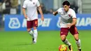 Gelandang AS Roma, Diego Perotti menjadi salah satu pencetak gol saat AS Roma menang melawan Sampdoria pada Pekan ke-24 lLiga Italia Serie A. (AFP/Giuseppe Cacace)