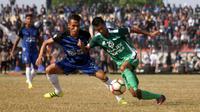 PSMS Medan saat bertarung melawan PSIS Semarang dalam babak 16 besar Liga 2. (Bola.com/Ronald Seger)