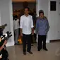 Kamis (28/8/14), Presiden Jokowi dan wakil presiden Jusuf Kalla untuk pertama kalinya rapat bersama di Rumah Transisi. (Liputan6.com/Miftahul Hayat)