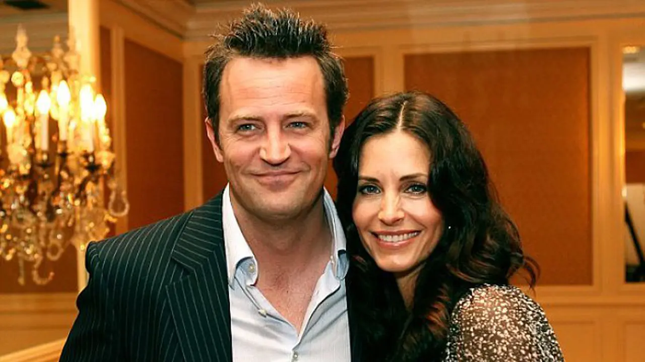Courteney Cox dan Matthew Perry