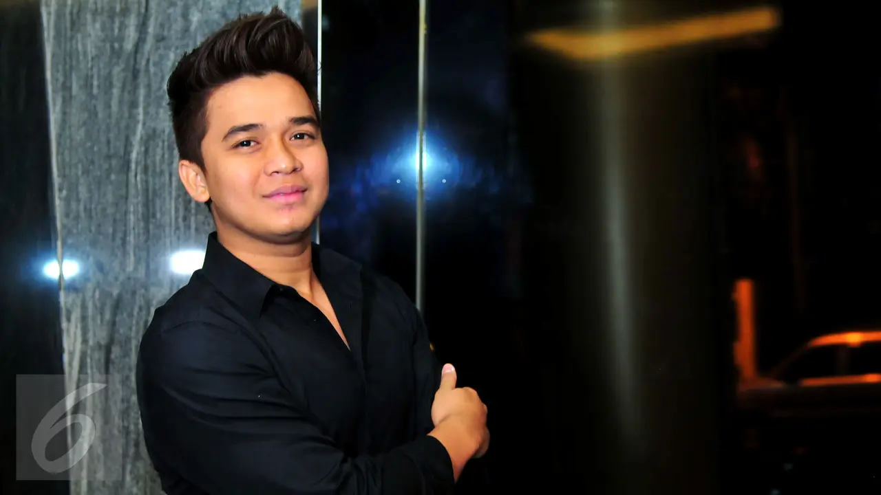 Billy Syahputra 