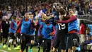 Para pemain AS, merayakan gol yang dicetak Graham Zusi (19) saat melawan Kosta Rika pada laga penyisihan Grup A Copa America Centenario 2016 di Chicago, Illinois, AS, (8/6/2016) WIB. (AFP/Tasos Katopodis)