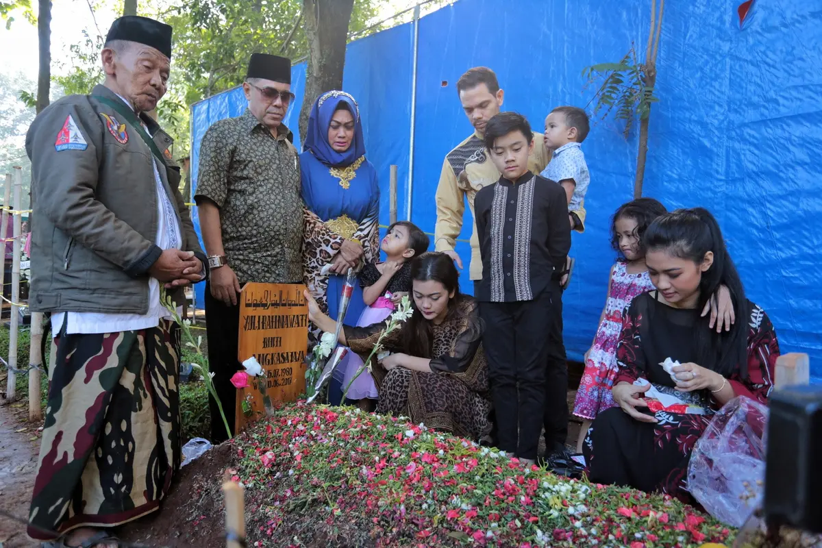 [Bintang] Makam Jupe