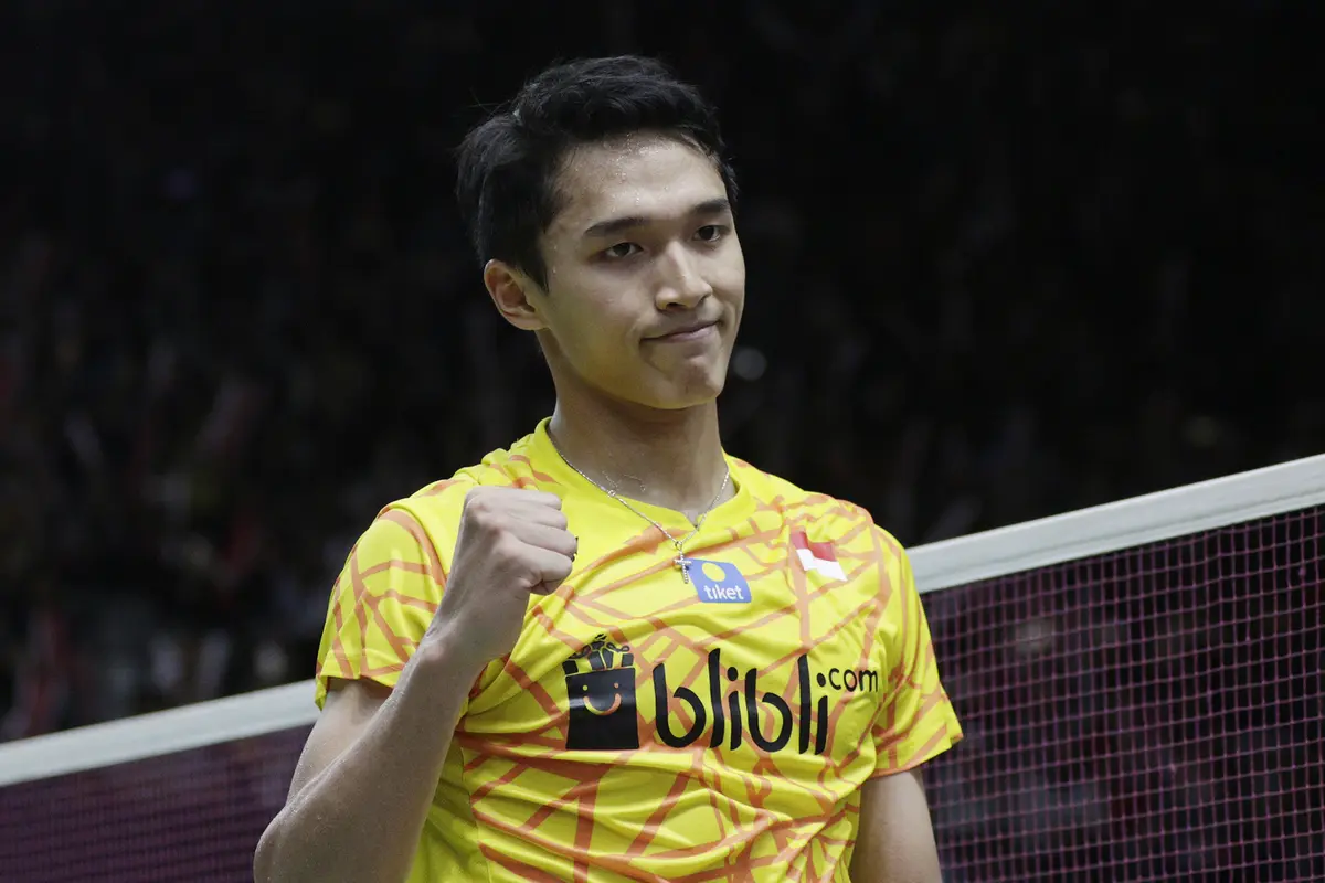 Tunggal putra Indonesia, Jonatan Christie, merayakan kemenangan atas tunggal China. (Bola.com/M. Iqbal Ichsan)