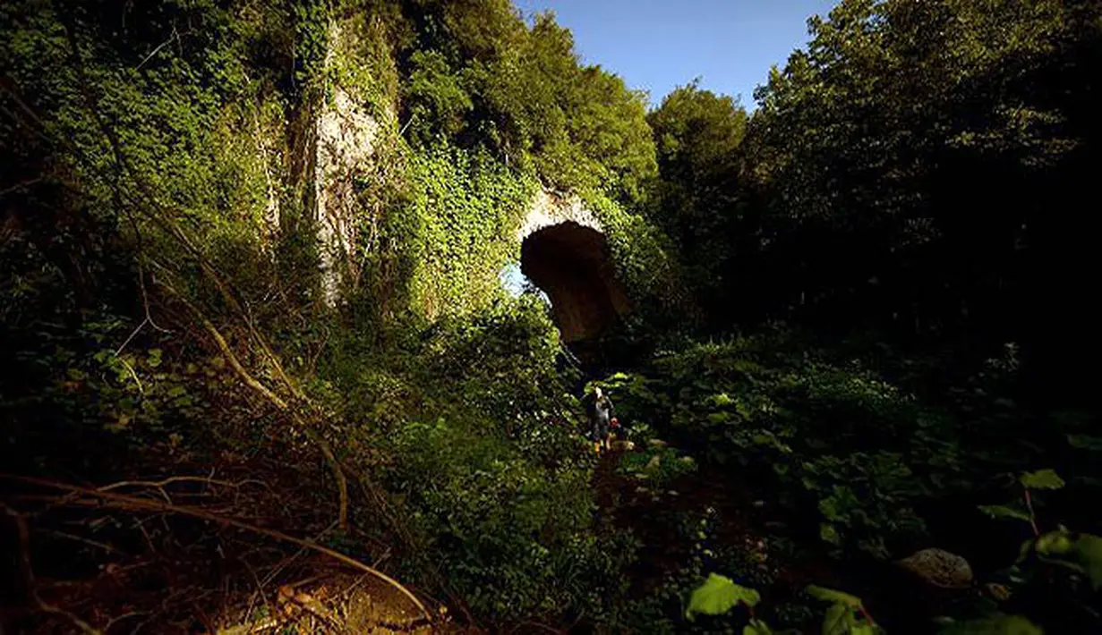 Roma mempunyai 11 saluran air, dan salah satu diantaranya Aqua Traiana berasal dari Danau Bracciano, yang berjarak 40 km dari Kota Roma. (AFP/Filippo Monteforte/wwn)