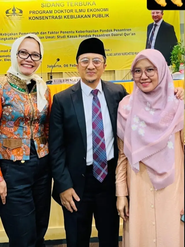 Yusuf Mansur Raih Gelar Doktor