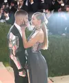 Kisah cinta antara dua pasangan sejoli Zayn Malik dan Gigi Hadid makin membuat netizen iri. Tak hanya penuh romantis, keduanya juga saling melengkapi. (AFP/Bintang.com)