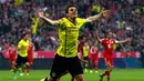 Jonas Hofmann (Borussia Dortmund) melakukan selebrasi usai mencetak gol ke gawang Bayern Munich (12/4/2014). (REUTERS/Michaela Rehle)