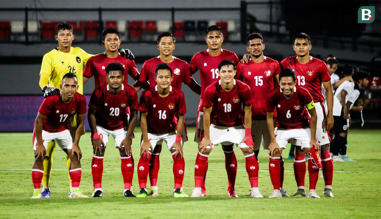 Timnas Indonesia menurunkan tiga pemain yang sebelumnya jarang menjadi starter, di antaranya Syahrul Trisna Fadillah, Sani Rizki dan Edo Febriansyah. (Bola.com/Maheswara Putra)