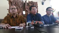 Indonesia terancam terkena sanksi dari FIFA karena perseteruan Kemenpora dengan PSSI.