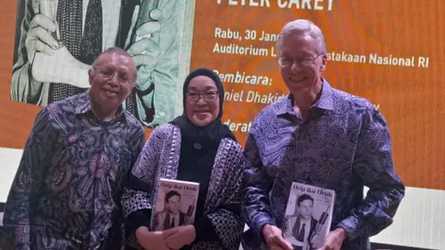 Peluncuran Buku Urip iku Urup, 70 Tahun Prof Peter Carey