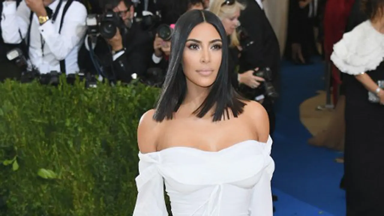 [Bintang] Kim Kardashian