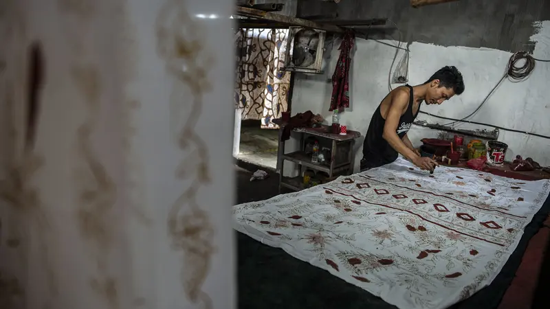 Menengok Proses Pembuatan Batik Sidoarjo