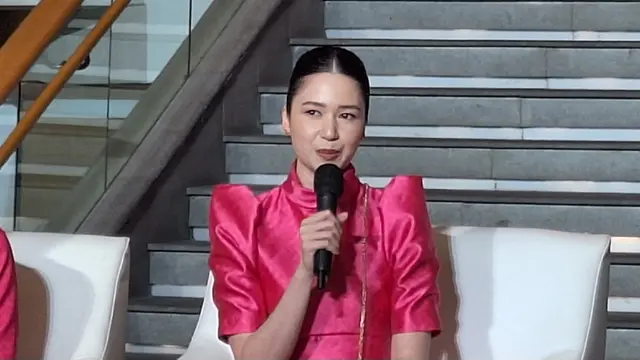 Buttonscarves Perkenalkan 4 Brand Ambassador Terbaru, Ada Putri Marino hingga Halima Aden! (Virlia Sakina Ramada)