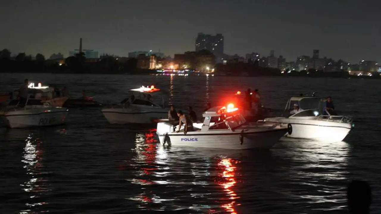 Kapal Pasangan Bertunangan Tabrak Kargo di Sungai Nil, 18 Tewas
