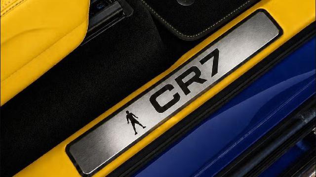 Cristiano Ronaldo Beli Mercy G-Class Super Langka, Harganya Termahal di Dunia