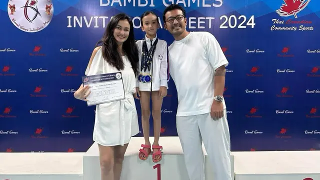 7 Potret Salma Jihane Anak Rio Dewanto dan Atiqah Hasiholan Ikut Kejuaraan Gymnastic di Bangkok