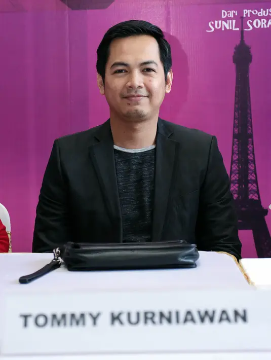 "Insya Allah mudah-mudahan enggak akan lama lagi lah," kata Tommy Kurniawan malu-malu seperti dilansir dari Liputan6. (Deki Prayoga/Bintang.com)