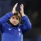 Pelatih Chelsea, Antonio Conte, saat pertandingan melawan Leicester City pada laga perempat final Piala FA di Stadion King Power, Minggu (18/3/2018). Leicester City takluk 1-2 dari Chelsea. (AP/Frank Augstein)