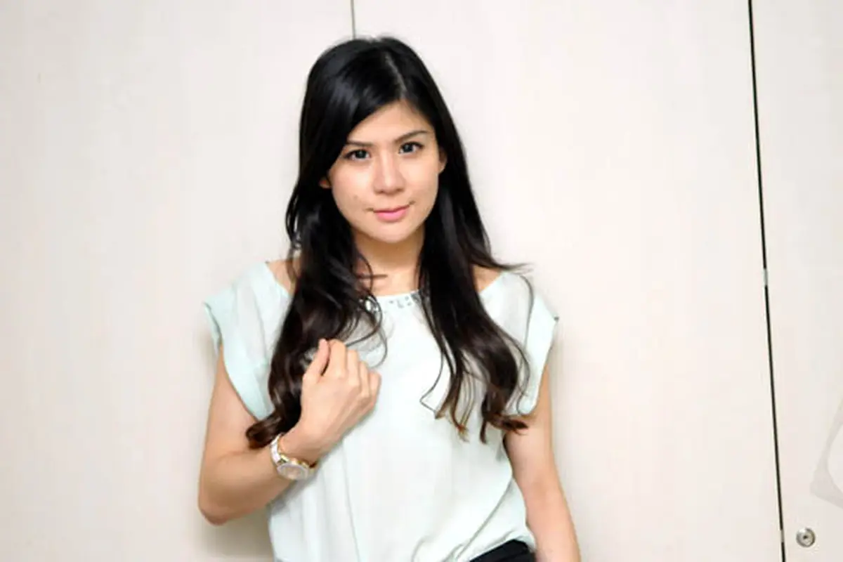 Lebih Dekat Dengan Si Cantik Wina Natalia
