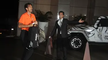 Penjaga gawang Juventus, Gianluigi Buffon, saat tiba di salah satu hotel yang ada di Jakarta pada Senin malam, (4/8/2014). (Istimewa)