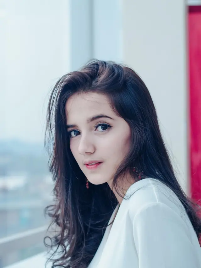 Rhesma Anissa (Sumber: Instagram/rhesmanissa_)
