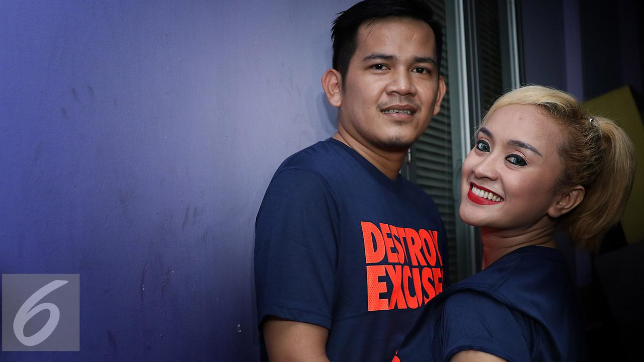 Lia Ladysta dan Suami, Puthu