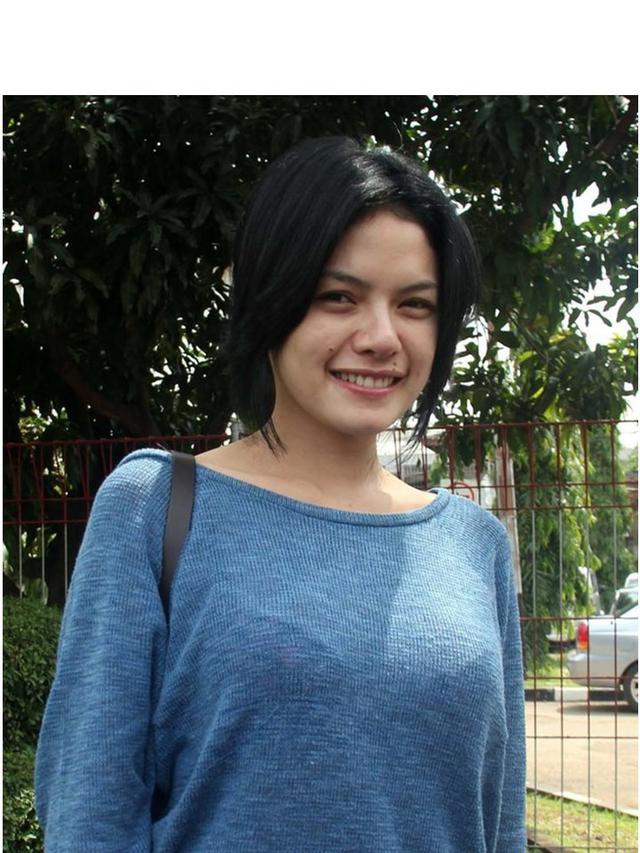 7 Potret Jadul Nikita Mirzani Ini Bikin Pangling - Hot Liputan6.com